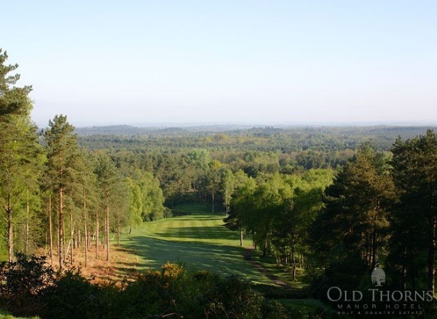 Golf breaks at Old Thorns Manor Golf, England. GRD Rating: 8.6