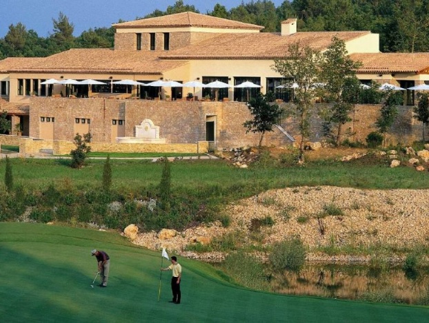 Golf breaks at Terre Blanche Hotel Spa Golf Resort, France. GRD Rating: 8.9